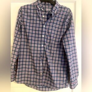 Boys size XL vineyard vines button down